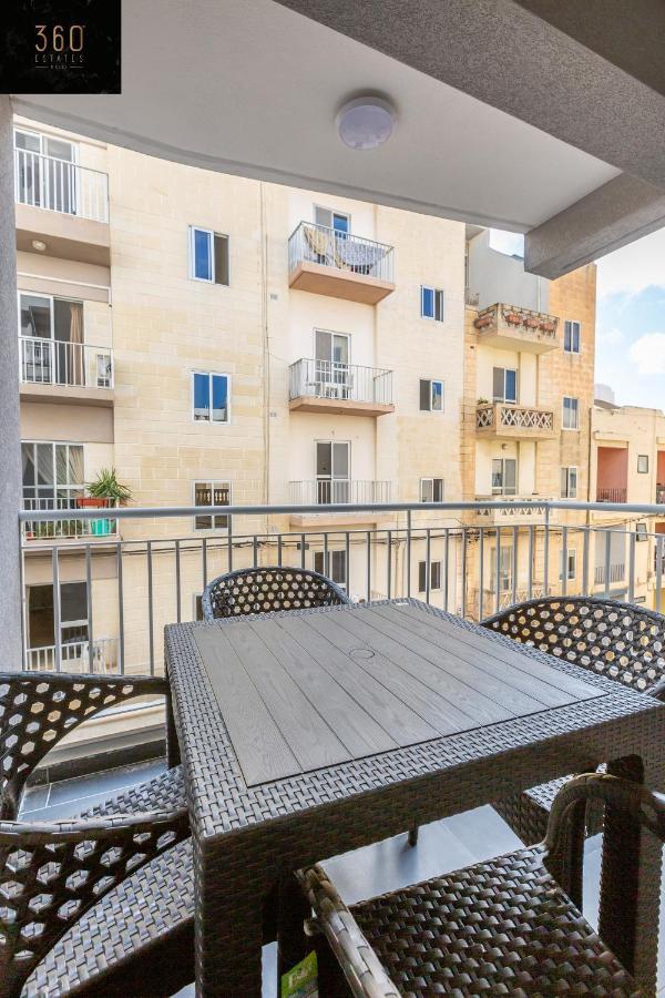 St Paul'S Bay Sunny Suites By 360 Estates خليج سانت بول المظهر الخارجي الصورة